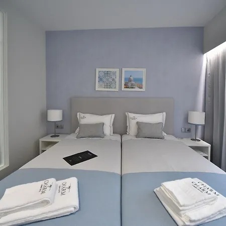 بيت ضيافة My Charm 2*